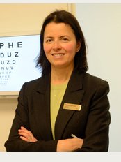 Centre For Sight - East Grinstead - England - Marcela Espinosa