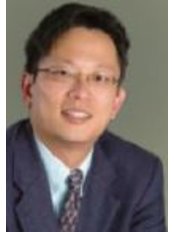 Prof Bernard Chang - Surgeon at Optegra Eye Hospital Yorkshire
