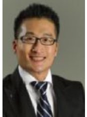 Mr Andrew Chung - Surgeon at Optegra Eye Hospital Yorkshire