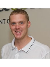 Mr Chris Leary - Practice Therapist at Footsteps Treatment clinic