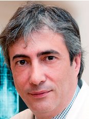 Barcelona International Surgical Institute - Dr. Lluis Aguilar, a specialist in Spine Surgery based in Barcelona. 
