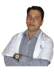 Dr. Niraj Mahajan - Consultant at Dr. Niraj Mahajan Clinic