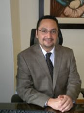 Dr Alejandro Arellano Borja - Surgeon at URA