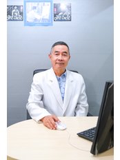 Mr somchai chanjaroen - Doctor at raknareeclinic