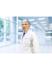 Prof Abdülkadir Koçak - Doctor at Private Gürlife Hospital