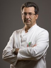 Dr Miroslav  Haspl - Principal Surgeon at AKROMION Orthopaedic Surgery Hospital