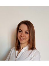 Miss Jana  BARTOVA - Consultant at Prague Medical Institute-Orthopedic