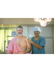 Rotator cuff repair for American patient - Madras Joint Replacement center