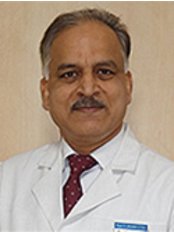 Knee & Shoulder Clinic - J. Maheshwari 