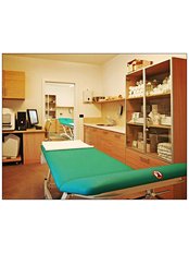 Trauma Medical Clinic Val di Fassa - Streda de Cercenà 8, Canazei, 38032,  0