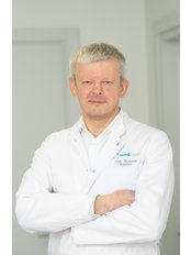 Dr Vytautas Kimtys - Surgeon at Nordorthopaedics clinic