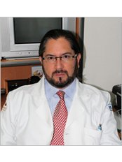 Dr René de la Rosa -  at De la Rosa Cirugia Ortopedica