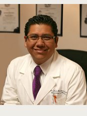 Dr. Josué Román Galicia, Orthopedist - San Angel - Av. Mayorazgo 130, San Angel Inn Hospital, Col. Xoco, Benito Juárez, Distrito Federal, 03330, 