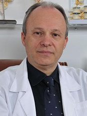 Dr Carlos Jardim - Chief Executive at Clínicas Jardim - Viseu