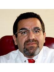 Dr Husrev Purisa - Doctor at IST - EL Hand Surgery, Microsurgery and Rehabilitation Group