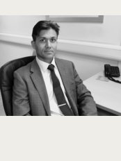 Salford Hip & Knee Clinic - Mr Gaurav Batra