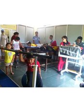 SAINI PHYSIOTHERAPY AND CHILD DEVELOPMENT CLINIC - cerebral palsy group session 