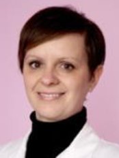 Dr Loredana Riccci - Surgeon at Overphysio
