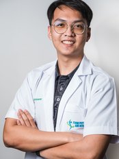 Mr Thanachid (Hugo) Busarakamkul - Physiotherapist at Form Recovery and Wellness - Thonglor Branch