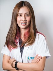 Miss Kodchakorn (Ked) Tawonsupajalean - Physiotherapist at Form Recovery and Wellness - Thonglor Branch