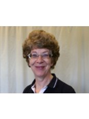 Alison Critchley - Physiotherapist at Tring Physiotherapy and Sports Injury Clinic - Rot