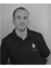 Tom Bindloss - Physiotherapist at Yorkshire Physiotherapy Network - Farsley Clinic