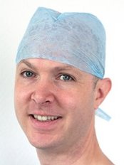 Visage Surgical Aesthetics Limited - Professor Owen Judd  BMedSci(Hons)  BM  BS  FRCP  FRCS  FRCS(ORL-NHS)  FRSA  DCH