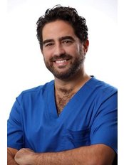 Deutscher Zahnarzt Budapest - Balazs Schatz MD, DMD esthetical dentistry 