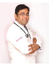 Dr Amrendra Kumar - Hair Loss Clinic in India