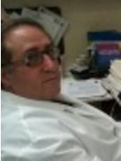 Dr. Alejandro Gonzalez Ojeda-Tlajomulco - Gastroenterology Clinic in Mexico