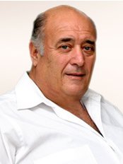 Dr. Mario Arcos - Plastic Surgery Clinic in Uruguay