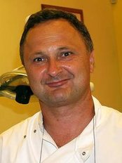 Dr. Sławomir Makacewicz-Olkusz - Dental Clinic in Poland
