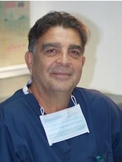Clinica de Cosmetologia Dental Y Ortodoncia - Dr Alfredo Zuñiga
