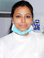 32 Strong Dental Clinic - Doctor Pooja Jain