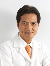 Dental Design Clinic and Lab - Dr Thamrong Limpanapa