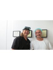 Pro Hair Transplant Clinic - Jason Lewis, award winning actor from London Bridge series, chose PROHAIR CLINIC BUDAPEST