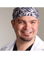 Salih Emre Üregen,MD (Rhinoplasty) - Plastic Surgery Clinic in Turkey