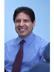 Dr Raúl Ortiz González - Dental Clinic in Mexico