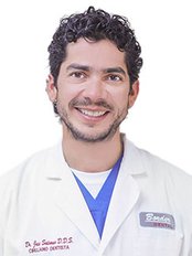 Dr. Jose Saturno Border Dental - Dental Clinic in Mexico