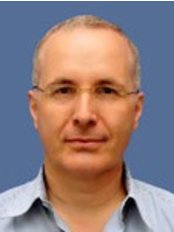 Dr. Shimon Kurtz Expert Eye Surgeon - Eye Clinic in Israel