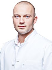 Dr. Szymon Przezbór - Medical Aesthetics Clinic in Poland
