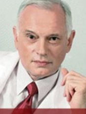 Professor LL Pavlyuchenko - Plastic Surgery Clinic in Russia