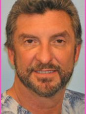 Dr. Manuel Peña, M.D. - Plastic Surgery Clinic in US
