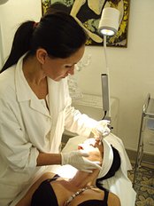 Dr. Sylvie Bourrée - Medical Aesthetics Clinic in the UK