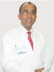 Dr L Tomar - Dr L Tomar Joint Replacement Surgeon in Delhi