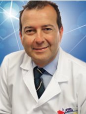 Dr. Gabriel Oliveros - Eye Clinic in Colombia