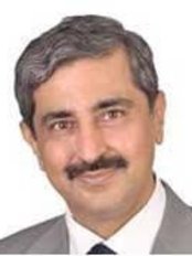 Dr. Shankar Chawla - Mohini Clinic -II - Holistic Health Clinic in India