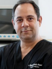 Dr. Ramon Morales Pumarol - Plastic Surgery Clinic in Dominican Republic