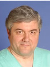 Dr. Roberto Capello - Rome - Dental Clinic in Italy