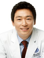 Heal Pain Management Center-Bangbae - Chiropractic Clinic in South Korea